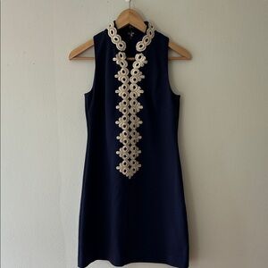 Lilly Pulitzer Navy Dress with Cream Accents size XS